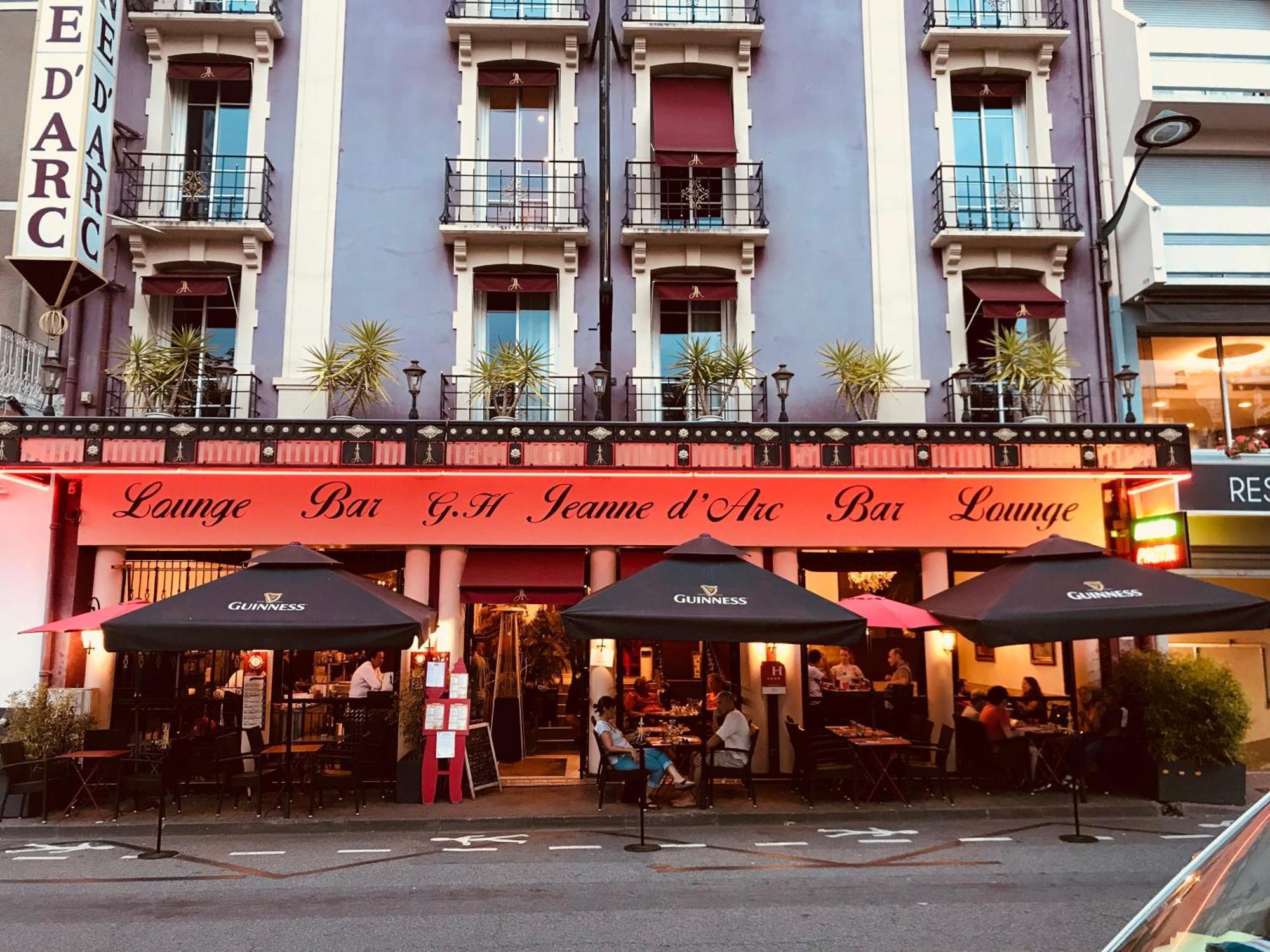 Hotel Jeanne D'Arc Lourdes Bagian luar foto