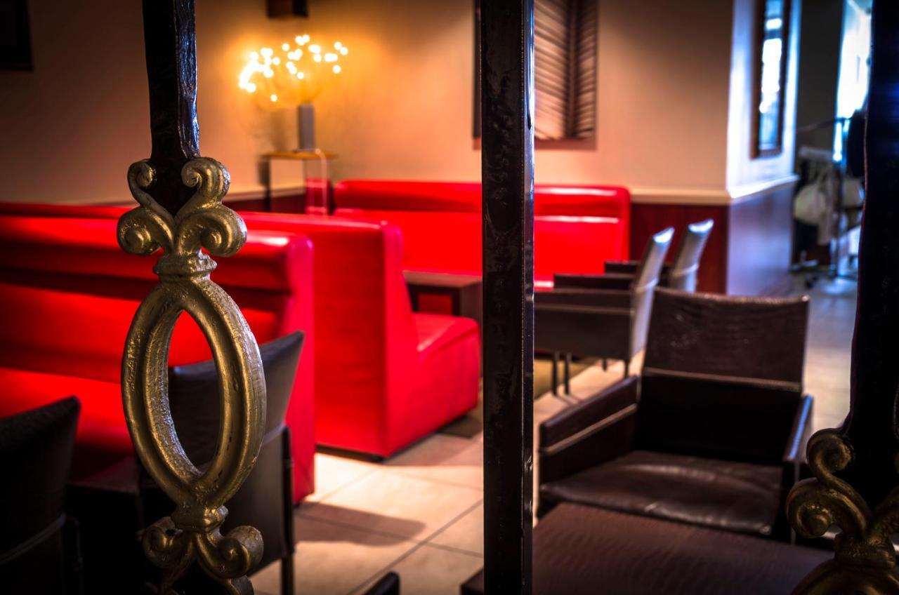 Hotel Jeanne D'Arc Lourdes Bagian luar foto